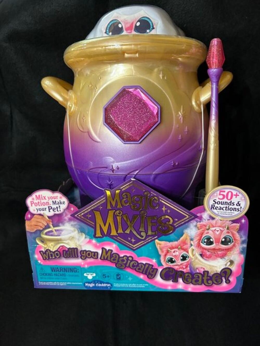 New! Magic Mixies Magical Misting Cauldron Mixie 50+ Sounds Interactive Magical